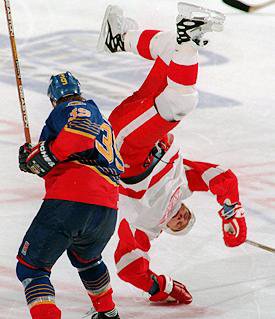 Carlyle before joining the Blackhawks